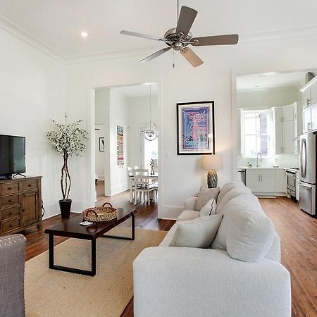 Charming Royal Queen Blocks From Fq! New Orleans Exterior photo
