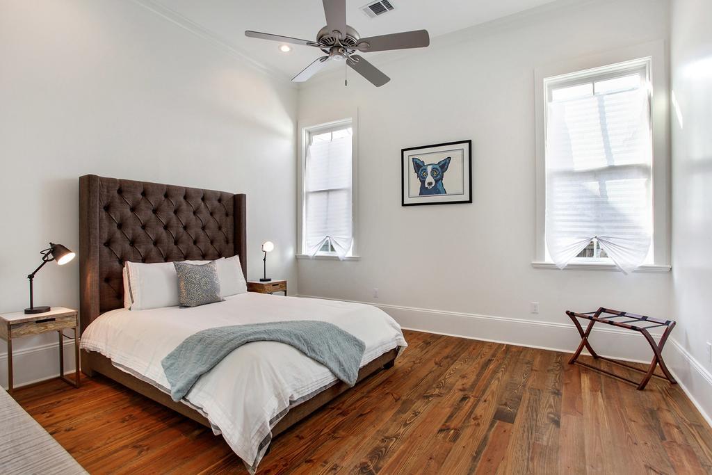 Charming Royal Queen Blocks From Fq! New Orleans Exterior photo
